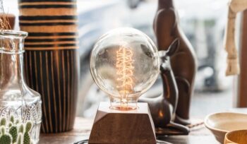 Como economizar gastos em sua empresa com o gerador de energia | Gerapar